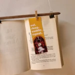 Daisy Doggo Bookmark
